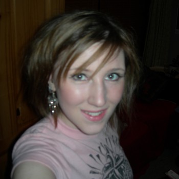 Shyrine - Swingerclub in Eilscheid Profil von Shyrine, 26 Jahre, Swingerclub in Eilscheid (Rheinland-Pfalz)